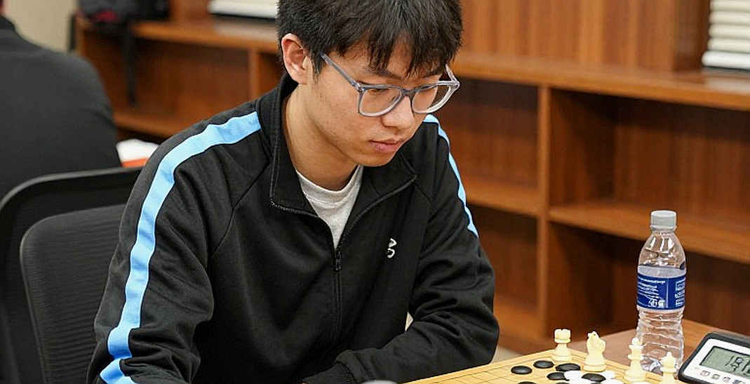 "Thuế lý thuyết" trên bàn cờ: Vì sao kỳ thủ câu lạc bộ ngày càng né khai cuộc chính thống "Thuế lý thuyết" trên bàn cờ: Vì sao kỳ thủ câu lạc bộ ngày càng né khai cuộc chính thống