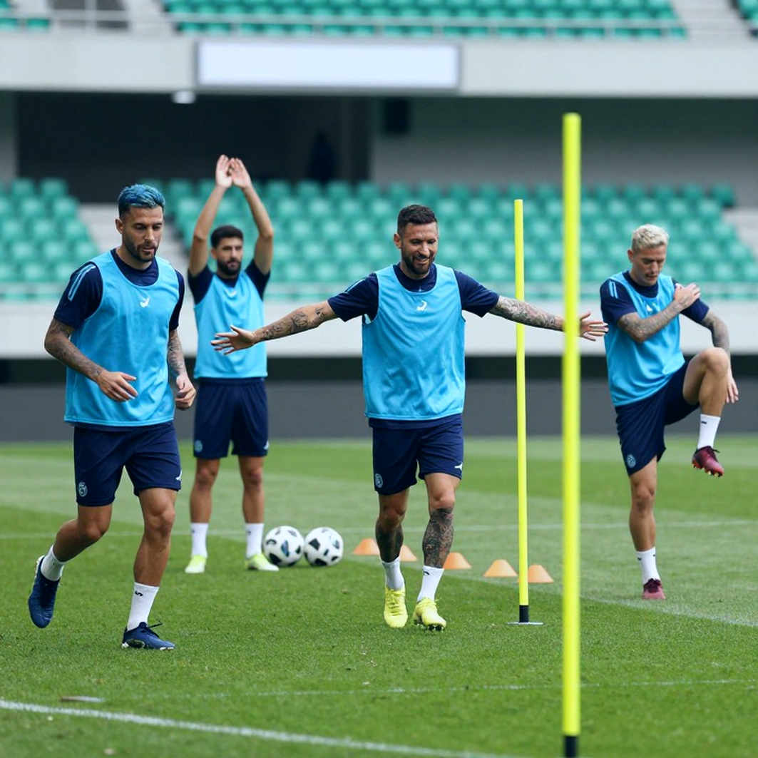 Chu kỳ xoay vòng của Rafa Márquez: Chivas thành xương sống đội tuyển Mexico Chu kỳ xoay vòng của Rafa Márquez: Chivas thành xương sống đội tuyển Mexico