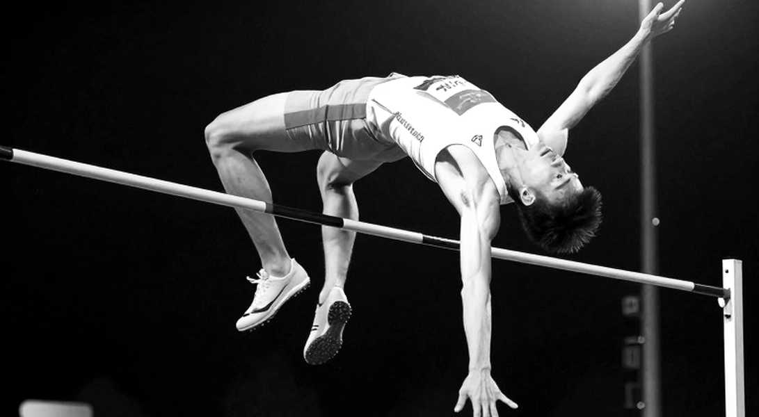 Dawit Seare 12:56 tại Copenhagen và tám ngày đè nặng lên Jakob Ingebrigtsen