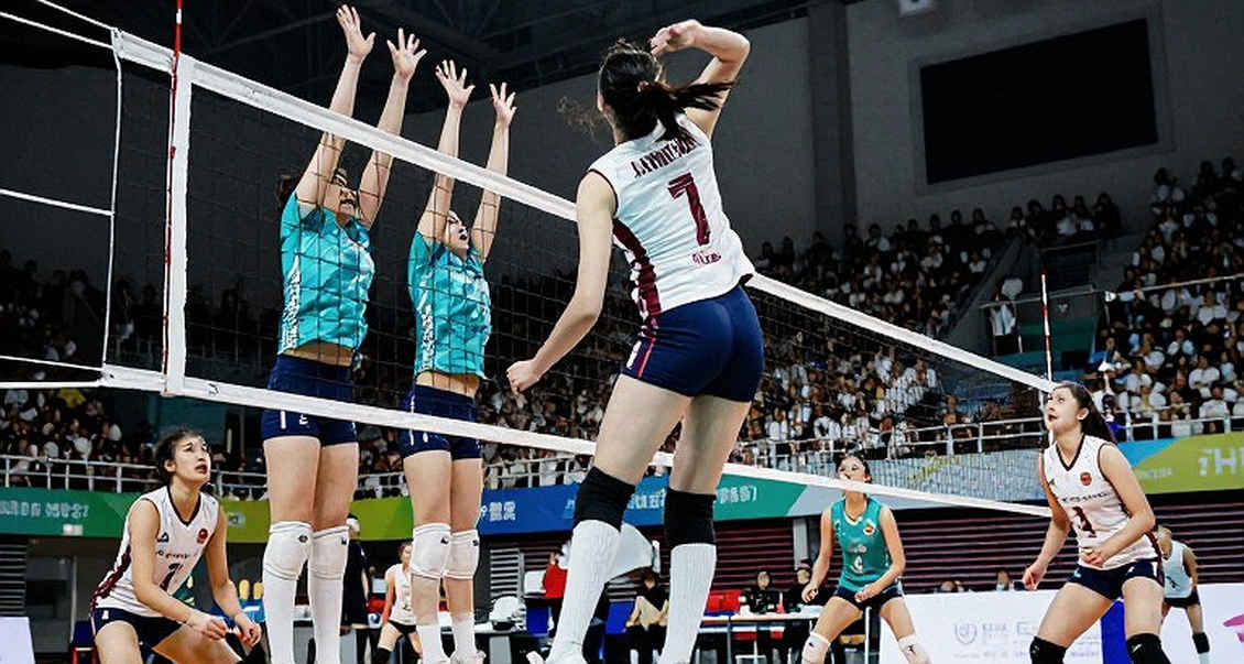 Chủ công người Ca Dong và chức vô địch bóng chuyền đại học 2026 Chủ công người Ca Dong và chức vô địch bóng chuyền đại học 2026