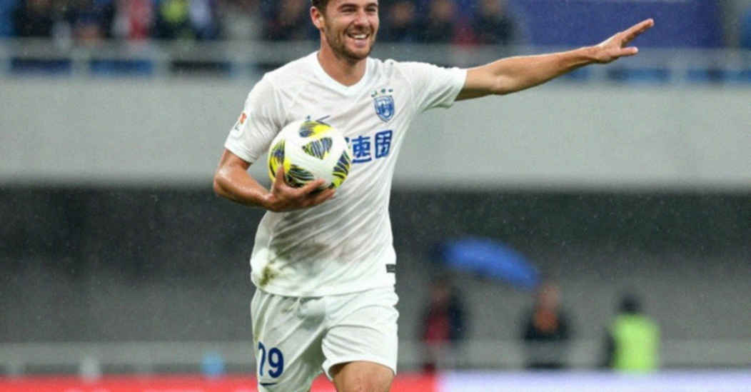 Real Madrid thắng Inter nhưng CĐV vẫn la ó: Khi bàn thắng không xóa được sự cẩu thả Real Madrid thắng Inter nhưng CĐV vẫn la ó: Khi bàn thắng không xóa được sự cẩu thả