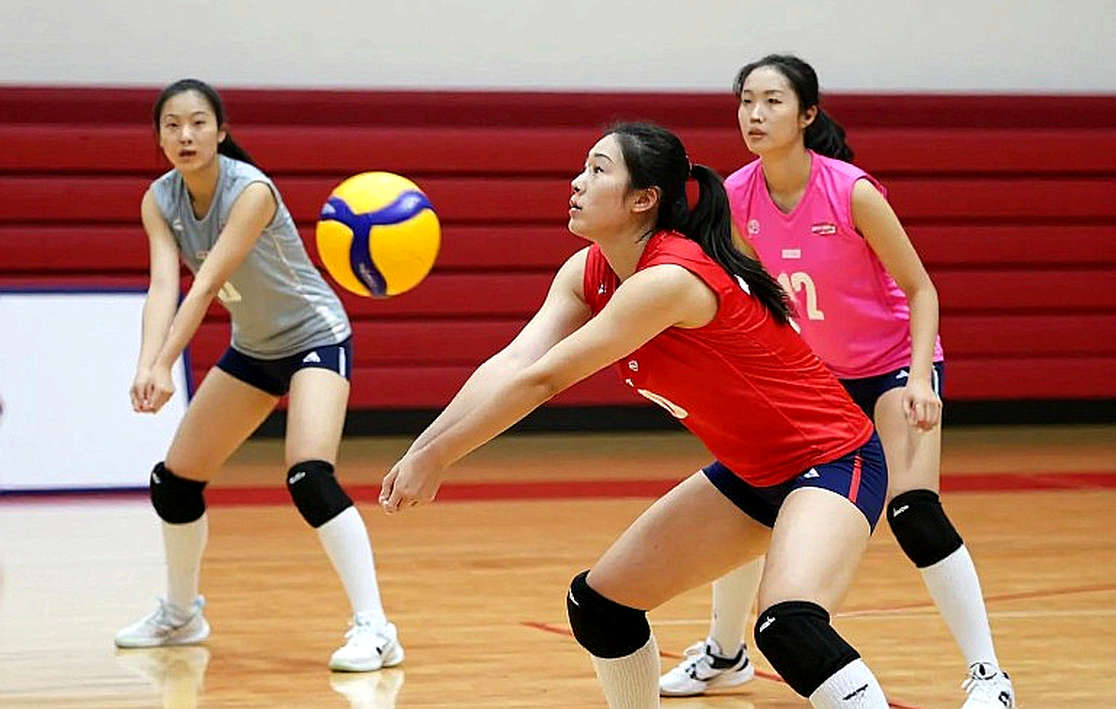 Nhật Bản và chiếc ngai vàng chưa từng lung lay: Lịch sử 10 lần vô địch đang bị thử thách bởi chính sự hoàn hảo của họ