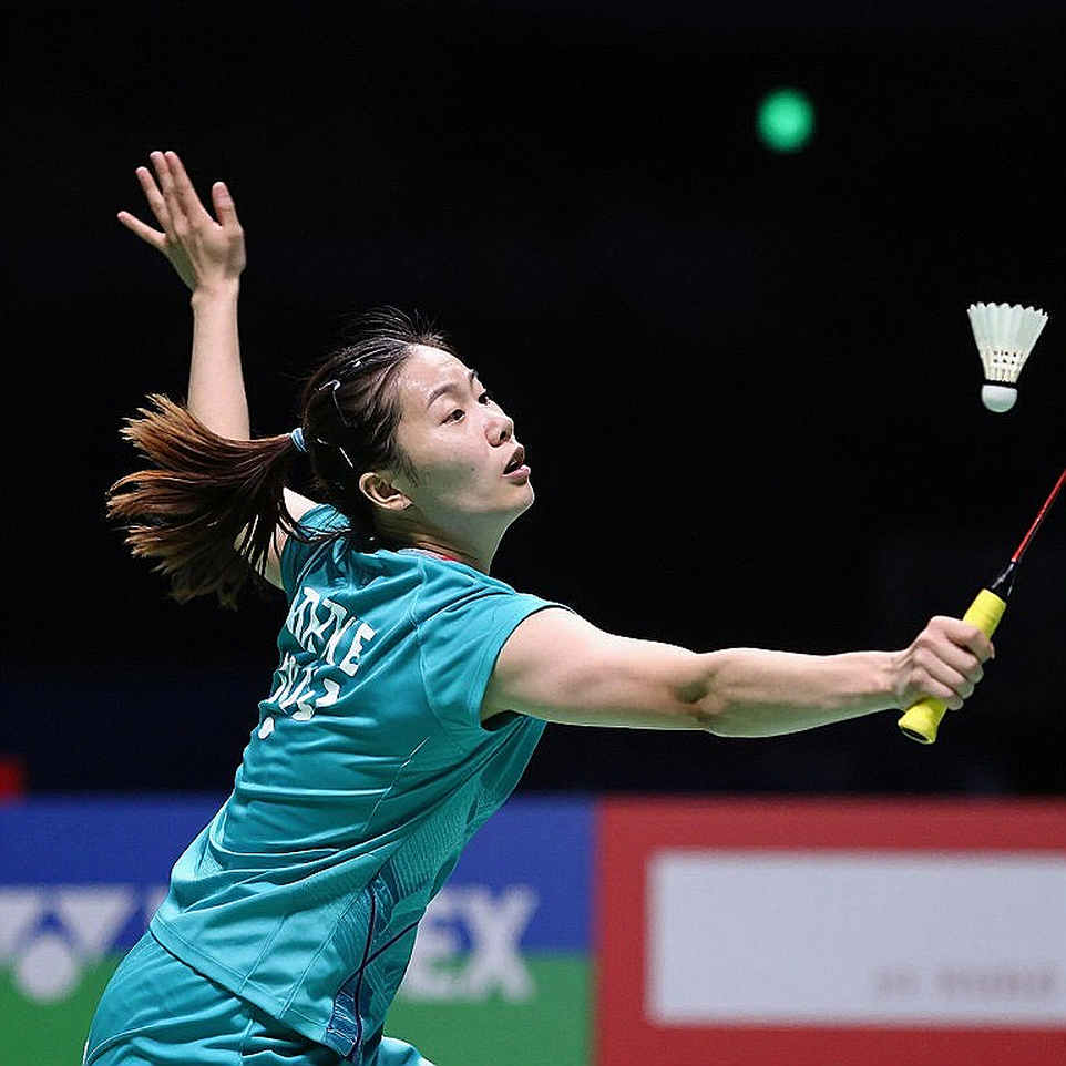 Alwi Farhan, Kento Momota và khoảng trống giữa tiêu đề với bảng số