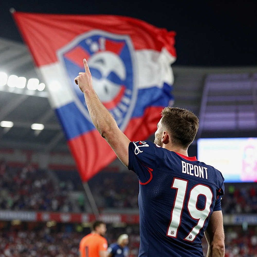 Mbappe, Liverpool and the Plane Circling over Nice: Decoding the Most Expensive Transfer That Never Happened Mbappe, Liverpool and the Plane Circling over Nice: Decoding the Most Expensive Transfer That Never Happened