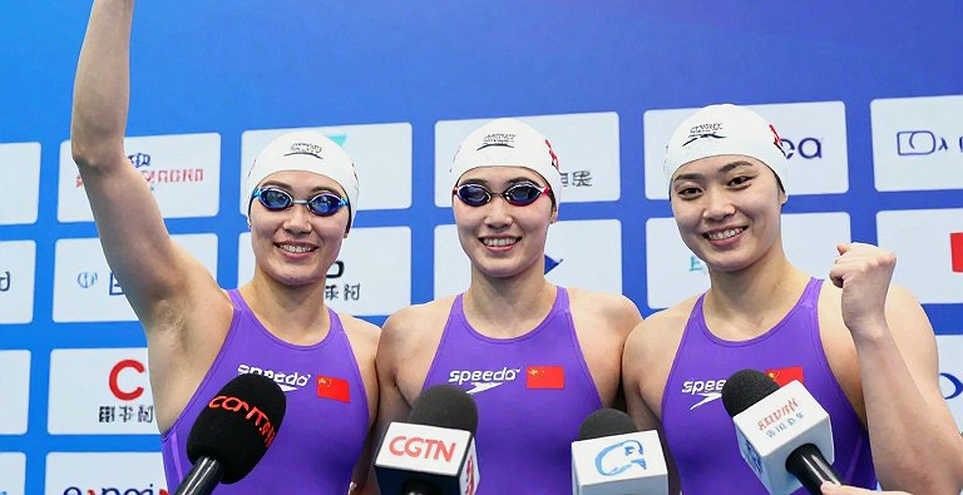 Đường bơi không có người bơi: khi dữ liệu bơi lội chỉ còn lại một cái nhãn