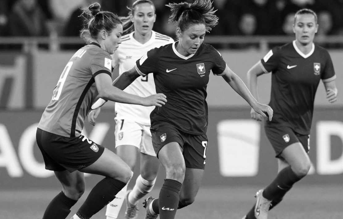 Nine Analytical Dimensions, Not a Single Line of Data: World Cup 2026 and Football's Hollowing-Out Nine Analytical Dimensions, Not a Single Line of Data: World Cup 2026 and Football's Hollowing-Out