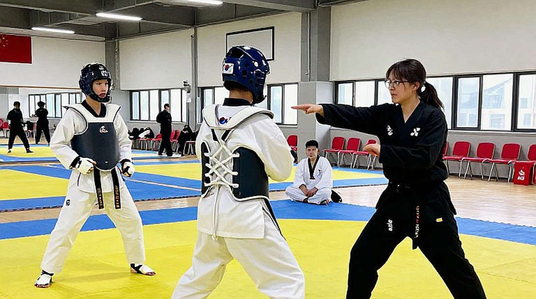 Võ sĩ Việt Nam và bài toán chiến thuật: Khi truyền thống chạm hiện đại Võ sĩ Việt Nam và bài toán chiến thuật: Khi truyền thống chạm hiện đại