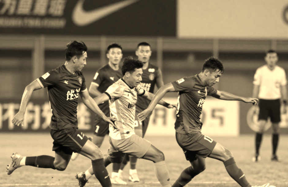 Baku không tha kẻ dẫn đầu: Antonelli đâm tường, Russell cầm pole Baku không tha kẻ dẫn đầu: Antonelli đâm tường, Russell cầm pole