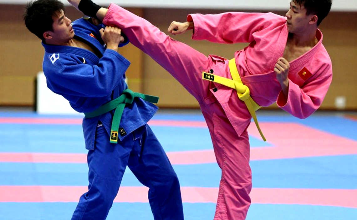 Tấm huy chương kiếm epee đầu tiên của Singapore: Đọc lại một cuộc lật ngược trong cấu trúc không có trận tranh đồng
