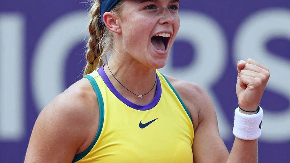 Sabalenka và cuộc chiến với câu hỏi 'vui chơi': Đằng sau chiến thắng chớp nhoáng 53 phút là cả một vực thẳm điểm số Sabalenka và cuộc chiến với câu hỏi 'vui chơi': Đằng sau chiến thắng chớp nhoáng 53 phút là cả một vực thẳm điểm số